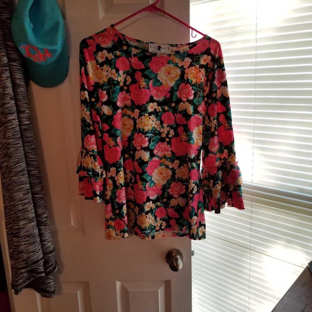 Dainty jewells